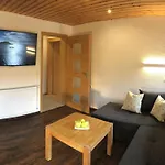 ホテル Hubertus Am Thumsee - Ruhe Fruehstueck Und Alpenpanorama バートライヘンハル